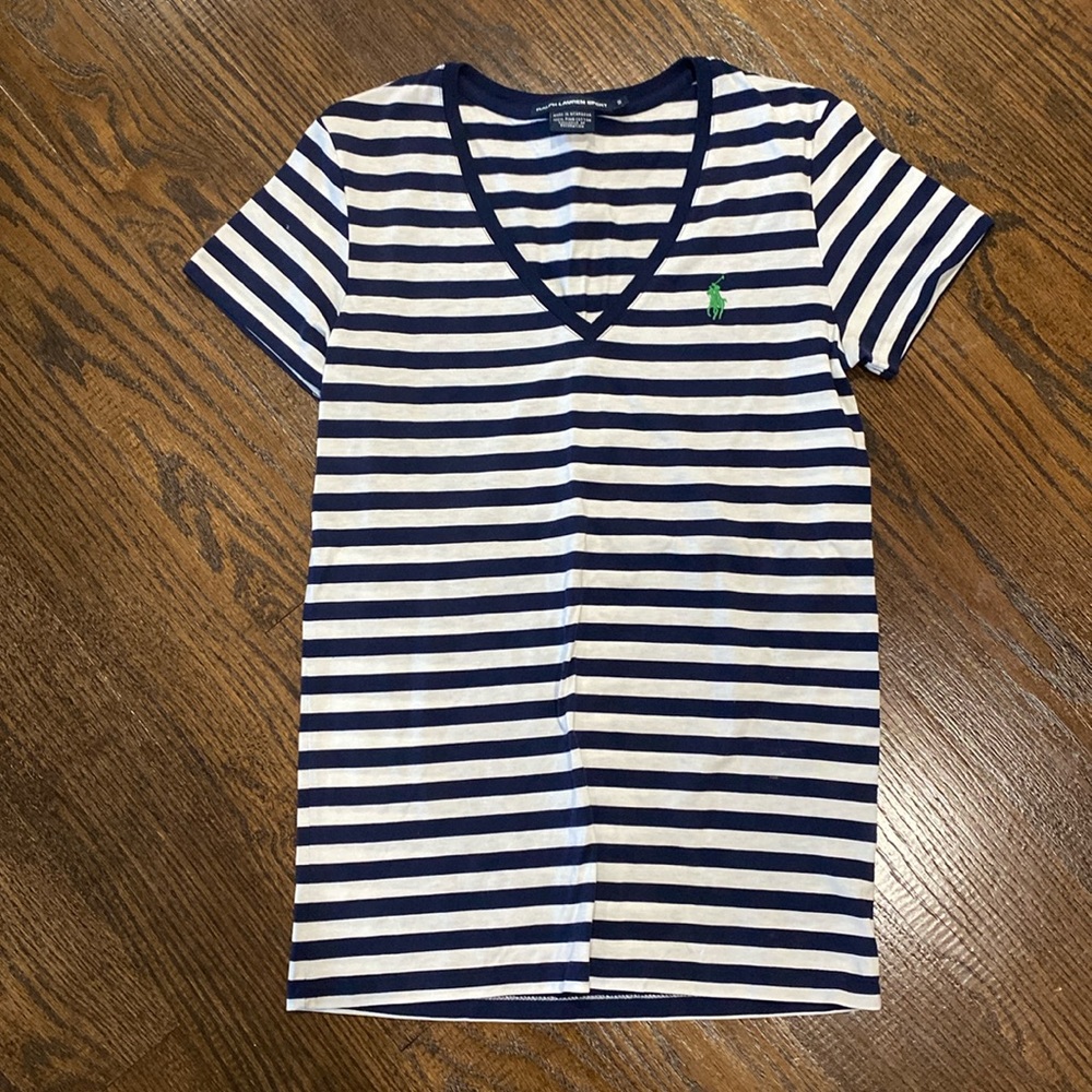 Ralph Lauren Sport v-neck shirt in women’s size small